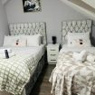 Triple room at Heathrow Roomzzz BnB