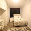 Double room at Heathrow Roomzzz BnB
